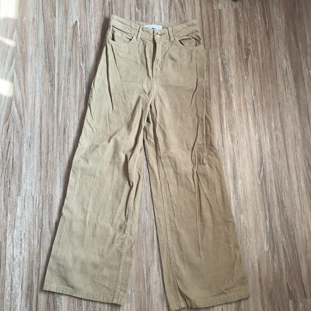 Wide Leg Corduroy Crop Pants